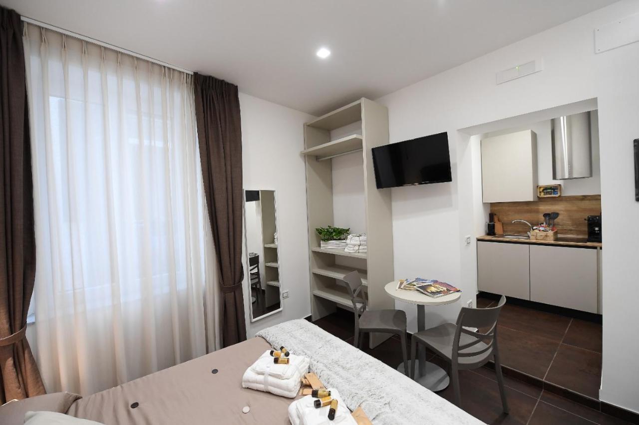 B&B In Centro Storico ซาแลร์โน ภายนอก รูปภาพ