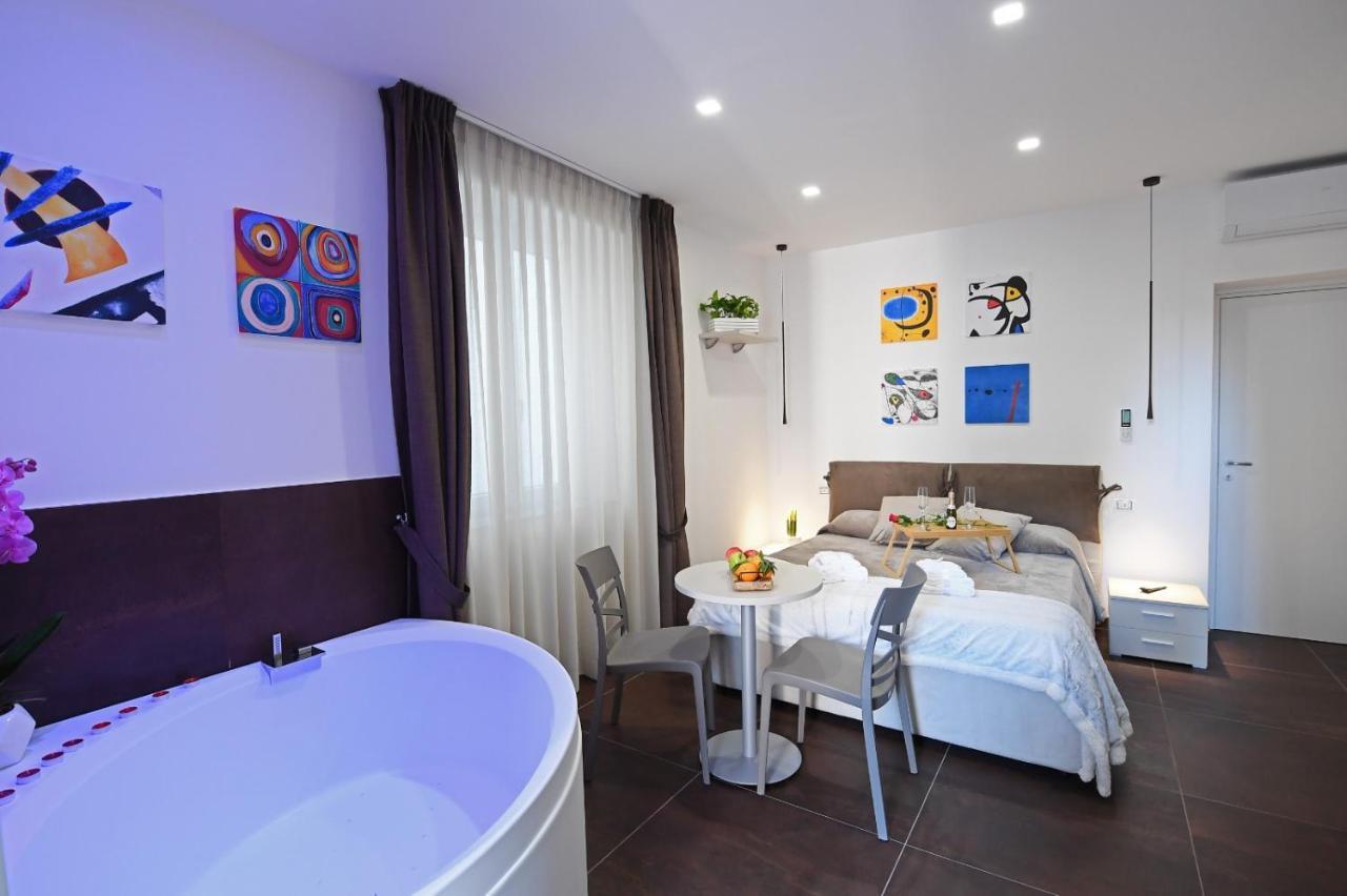 B&B In Centro Storico ซาแลร์โน ภายนอก รูปภาพ