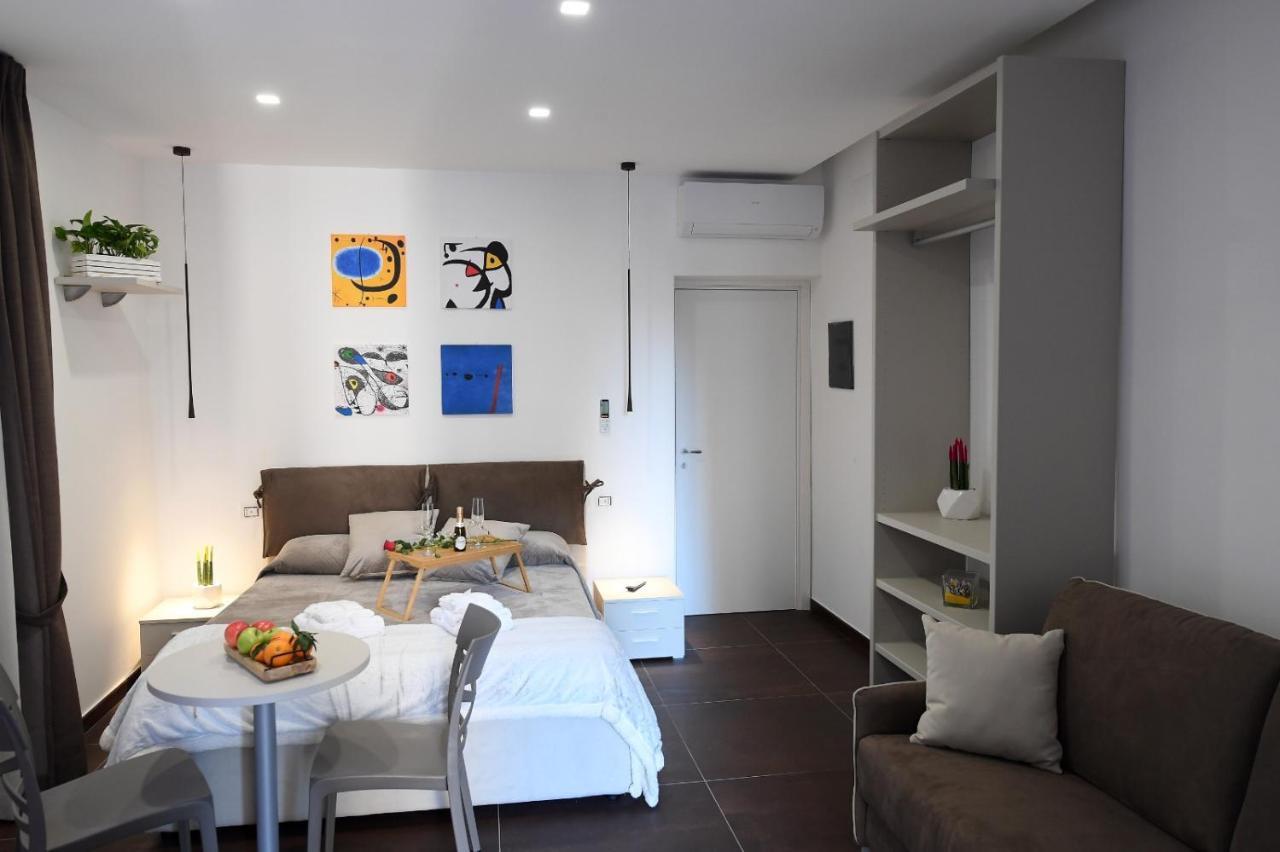 B&B In Centro Storico ซาแลร์โน ภายนอก รูปภาพ