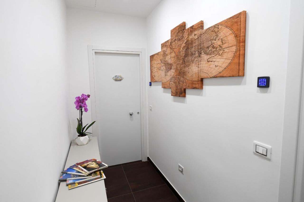 B&B In Centro Storico ซาแลร์โน ภายนอก รูปภาพ