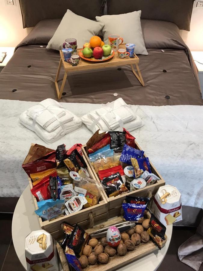 B&B In Centro Storico ซาแลร์โน ภายนอก รูปภาพ